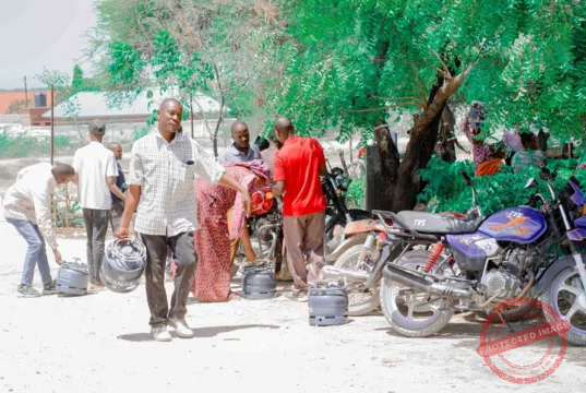NISHATI SAFI YA KUPIKIA YAPIGA HODI SIMANJIRO.