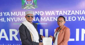 SHEIKH MKUU WA TANZANIA AWAHAMASISHA WANAWAKE KUMILIKI ARDHI BAADA YA KUPATA HATI SAMIA ARDHI KLINIKI