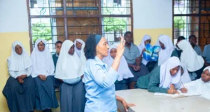 FCC YATOA ELIMU YA KUMLINDA MLAJI KWA WANAFUNZI SHULE YA SEKONDARI MNAZI MMOJA