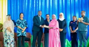 DC NYAMWESE AWAPA SOMO WANAWAKE HANDENI MJI MATUMIZI YA SIMU JANJA KIBIASHARA