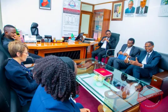 BALOZI WA IRELAND NA NM-AIST WAJADILI UTEKELEZAJI WA SAMIA SCHOLARSHIP DS/AI+