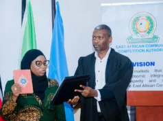 EACCA YAAPISHA MAKAMISHNA WAPYA, WAAHIDI KUSIMAMIA USHINDANI WA HAKI KATIKA SOKO