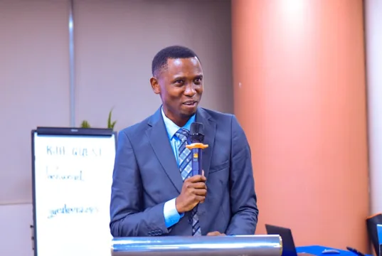 NAIBU WAZIRI WA FEDHA AZINDUA PROGRAMU YA PhD CHUO CHA USIMAMIZI WA FEDHA (IFM).