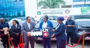 WAZIRI KAPINGA AITAKA TBS KULINDA RASILIMALI ZAKE , AWAKABIDHI MAGARI MAPYA 11 KUIMARISHA UKAGUZI WA BIDHAA .