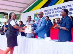 TBS WATOA ELIMU YA VIWANGO KWA WANAFUNZI WABUNIFU CHUO CHA CBE .
