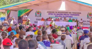 DKT. MWIGULU AWAHAKIKISHIA WANANCHI KASI YA UTEKELEZAJI WA MIRADI.