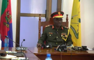 MEJA JENERALI MABELE AWAKARIBISHA VIJANA KUJIUNGA NA MAFUNZO YA JKT KWA MUJIBU WA SHERIA