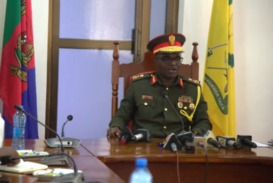 MEJA JENERALI MABELE AWAKARIBISHA VIJANA KUJIUNGA NA MAFUNZO YA JKT KWA MUJIBU WA SHERIA