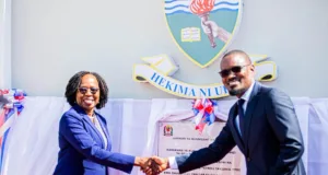 TPDC YAKABIDHI KARAKANA YA KISASA YA CNG KWA CHUO KIKUU CHA DAR ES SALAAM.