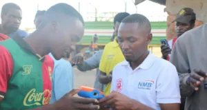WAKULIMA WA PAMBA IGUNGA WAJITOKEZA KWA WINGI KUFUNGUA AKAUNTI