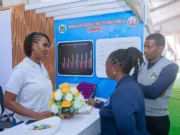 WAKAGUZI WA MAFUTA WAIMARISHA UDHIBITI WA UBORA WAKATI WA UPAKUAJI