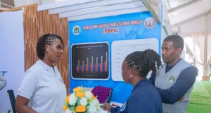 WAKAGUZI WA MAFUTA WAIMARISHA UDHIBITI WA UBORA WAKATI WA UPAKUAJI