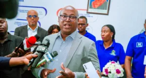LONDO AHAMASISHA WANANCHI KUNUFAIKA NA HUDUMA ZA WIZARA YA VIWANDA NA BIASHARA KWENYE NANENANE
