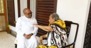 WAZIRI KIKWETE AMJULIA HALI MAMA KARUME, APELEKA SALAMU ZA RAIS SAMIA