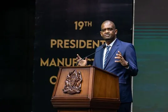 MAKAMU WA RAIS NDEJEMBI ATOA MAELEKEZO KUHUSU BEI YA SARUJI