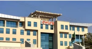 EWURA NA BEI ZA MAFUTA: KWA NINI UDHIBITI HUU NI MUHIMU KWA MWANANCHI?